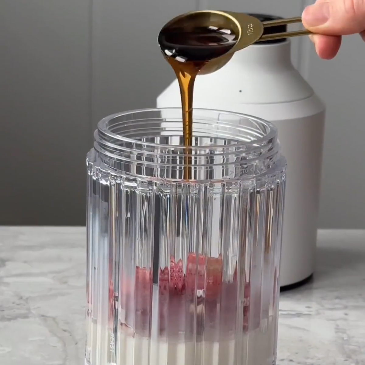 Strawberry Matcha Smoothie with Banana