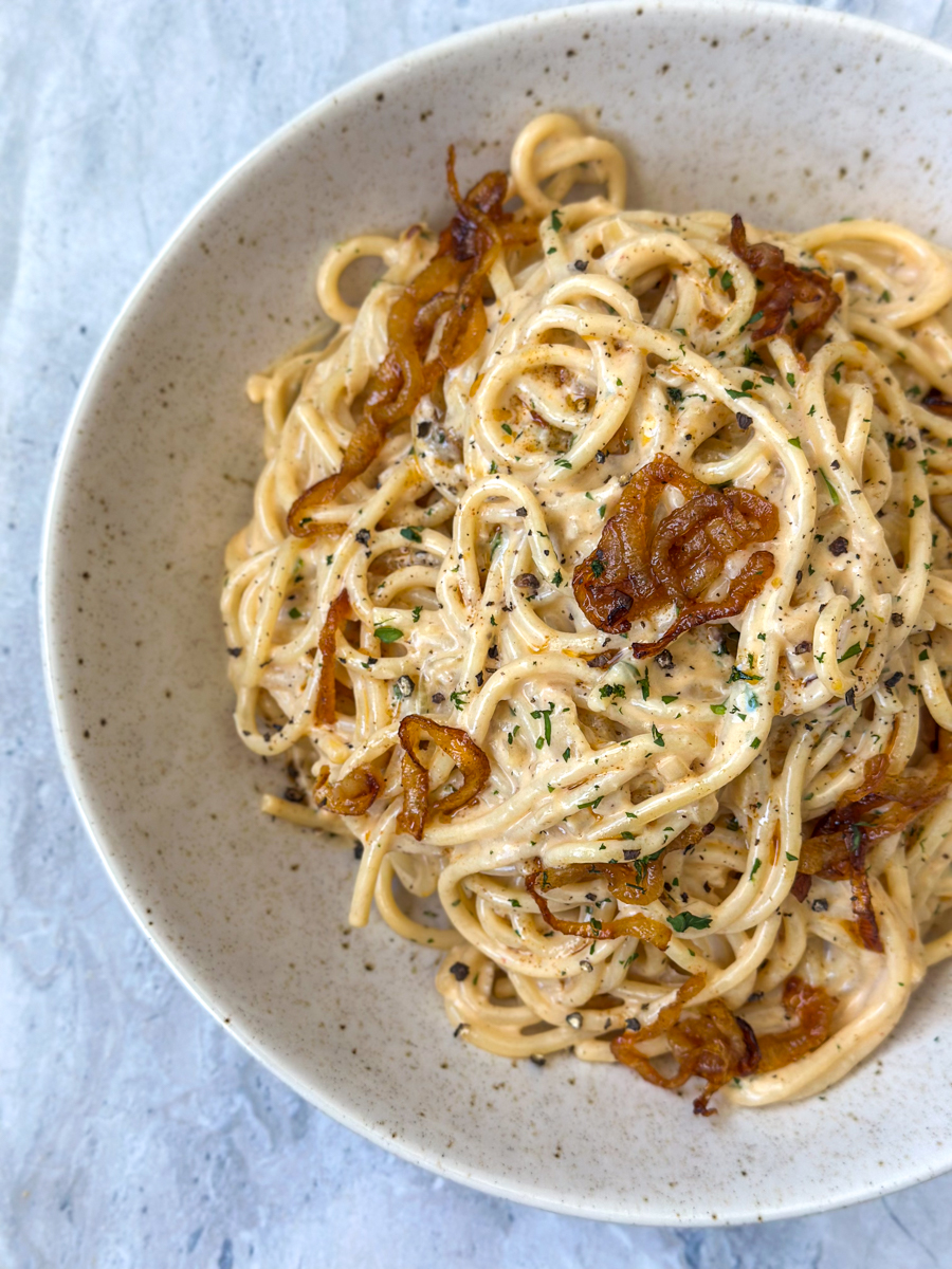 caramelized onion pasta