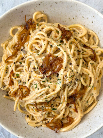 caramelized onion pasta