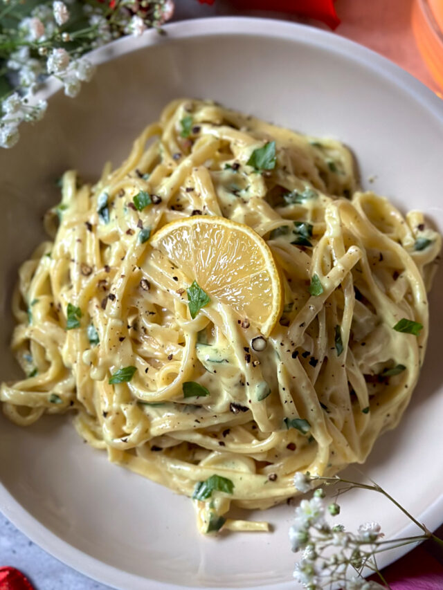 The Creamiest Lemon Garlic Pasta EVER!