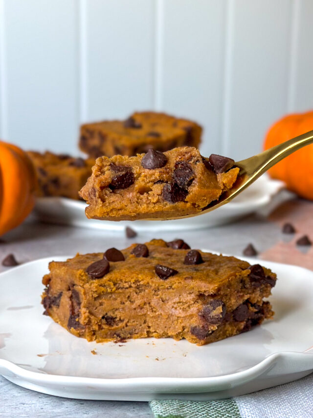 Pumpkin Blondie Delights – Your New Fall Obsession!
