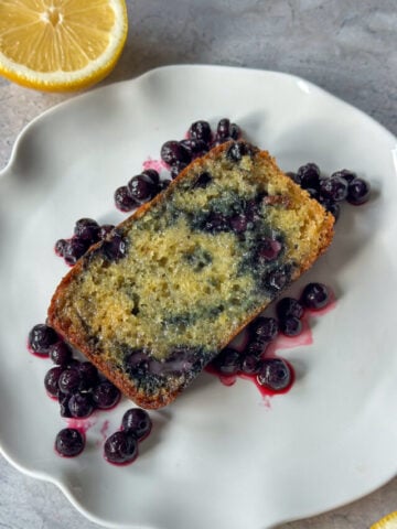 Moist blueberry lemon bread