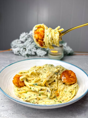 cauliflower sauce cheese
