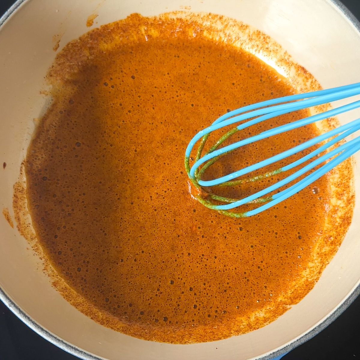 In a separate pan, prepare the thickener.