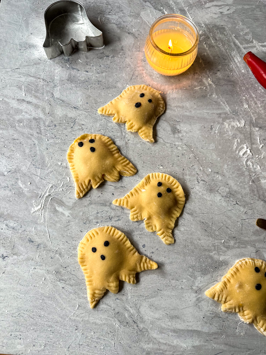ravioli ghosts