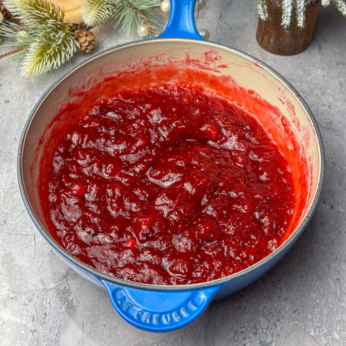 Heat up until it becomes the consistency of a jam!