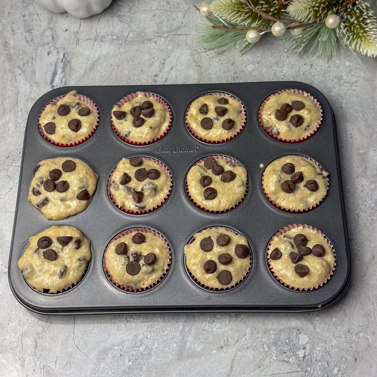 line a muffin tin with the dough & bake for 12 minutes!