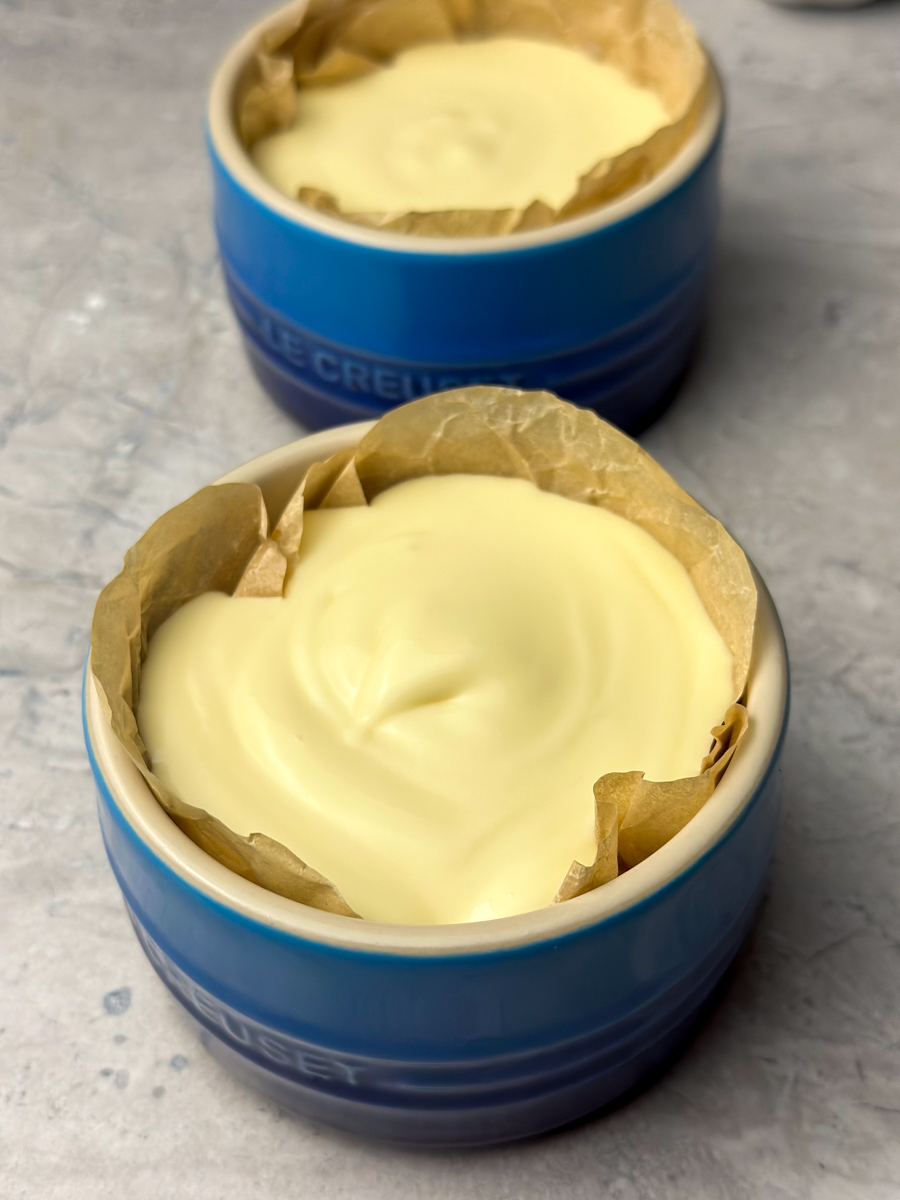 Mini basque cheesecake