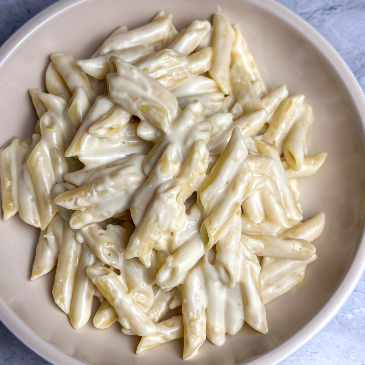 creamy garlic penne