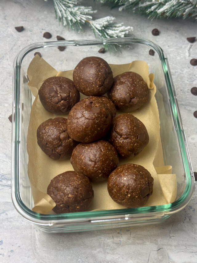 Double Chocolate Peanut Butter Cookie Dough Bliss Balls –  Simple & Nutritious!