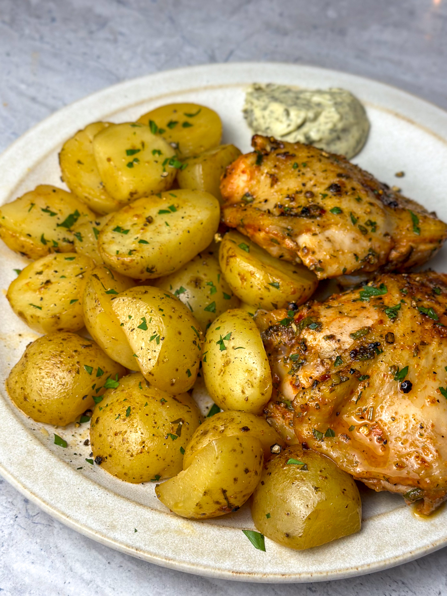 mediterranean chicken thighs