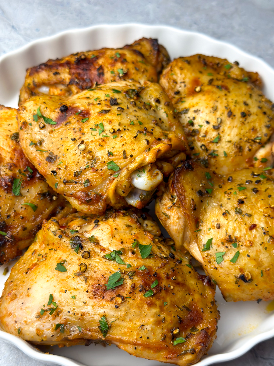 mediterranean chicken thighs