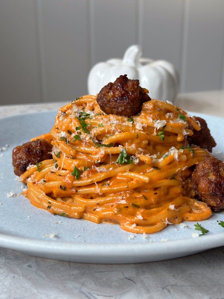 spaghetti & meatballs