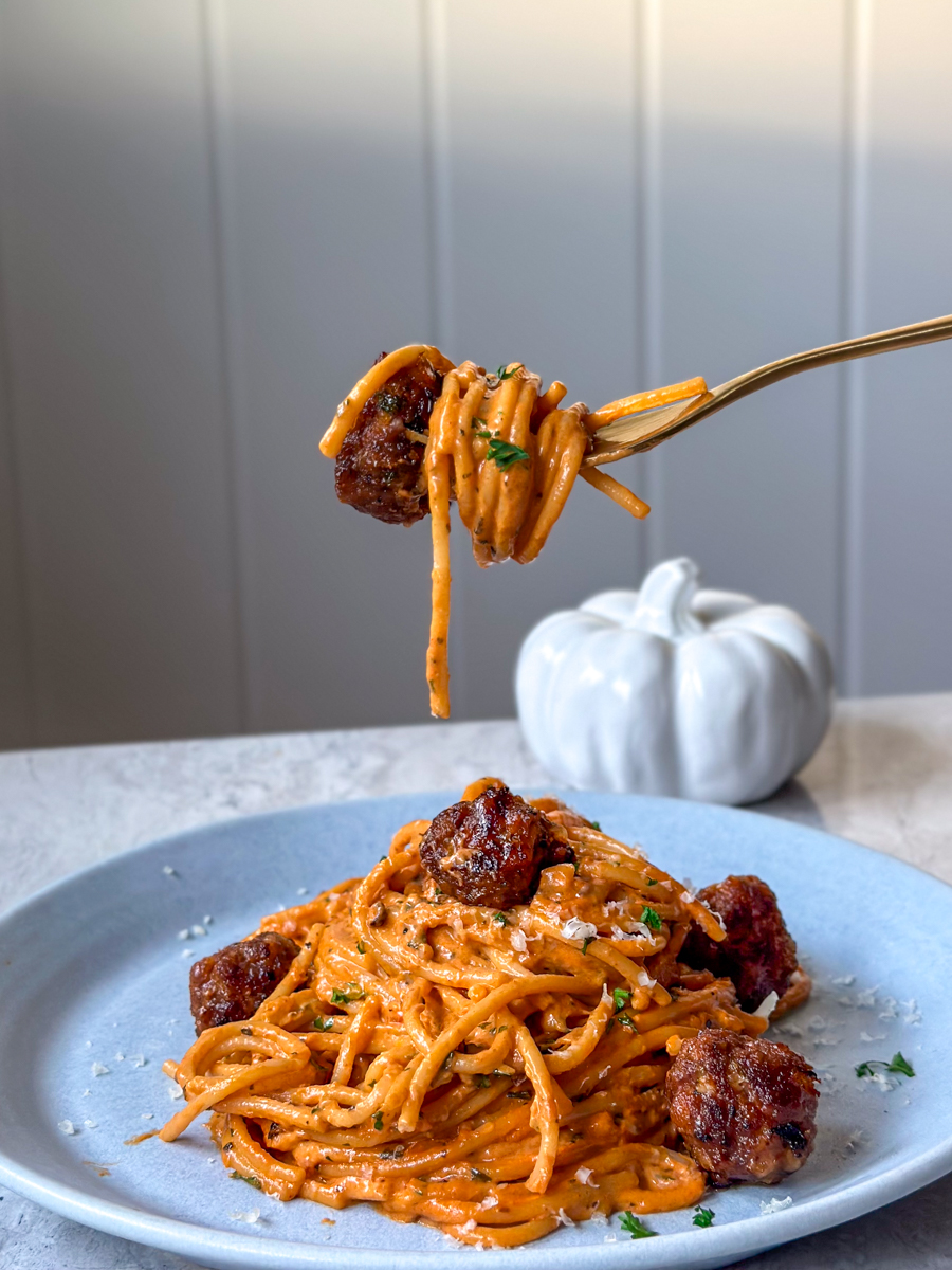 spaghetti & meatballs