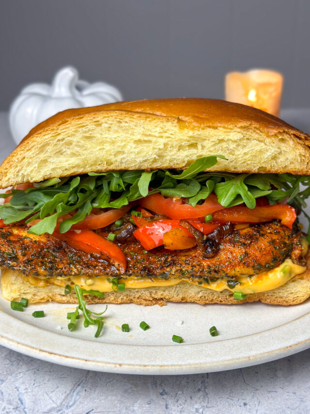 Best Cajun Chicken Sandwich Recipe (with spicy mayo) – Easy & Tender!