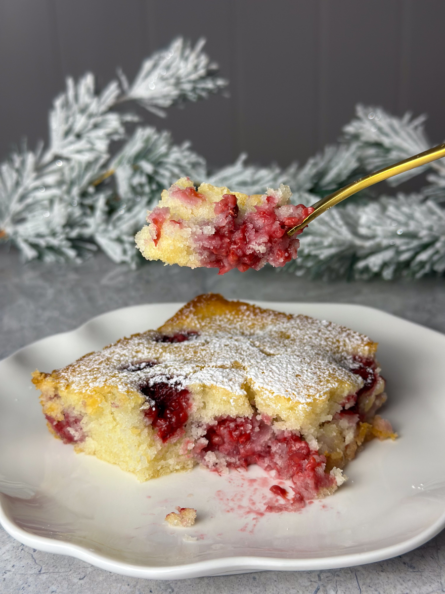 raspberry sheet pan cake