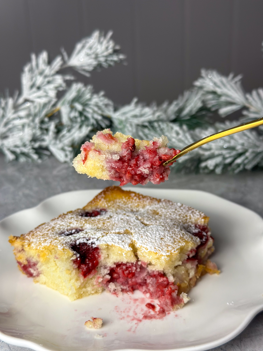raspberry sheet pan cake