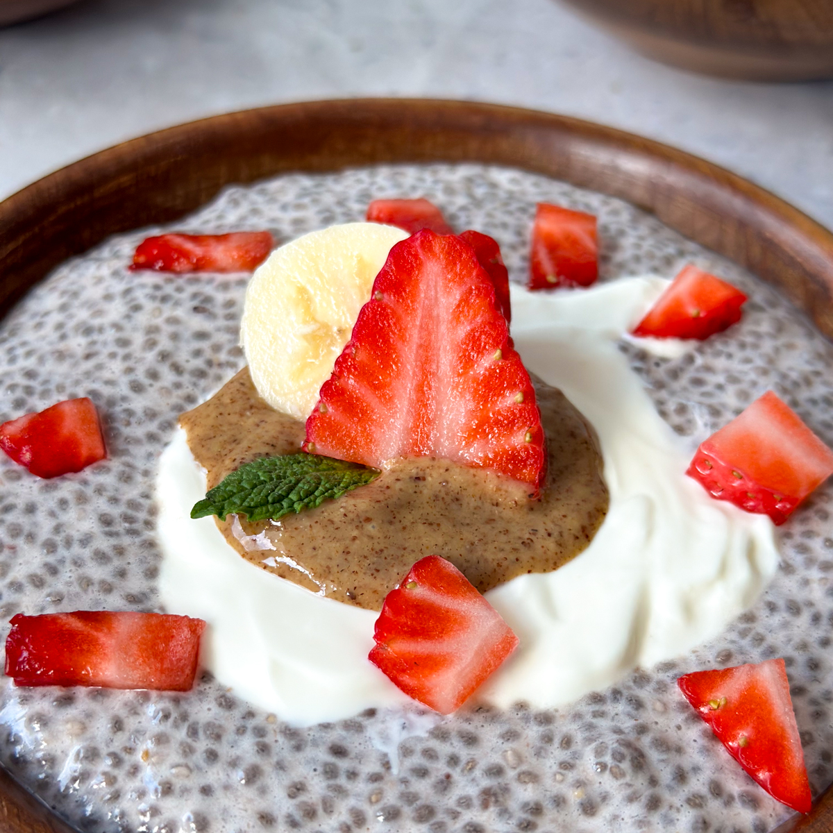 Easy strawberry chia pudding