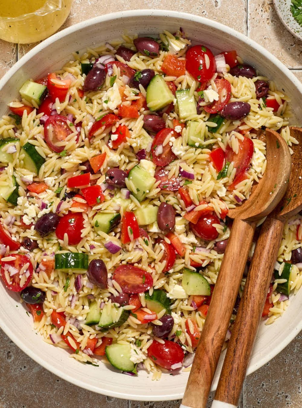 greek orzo pasta salad with lemon vinaigrette
