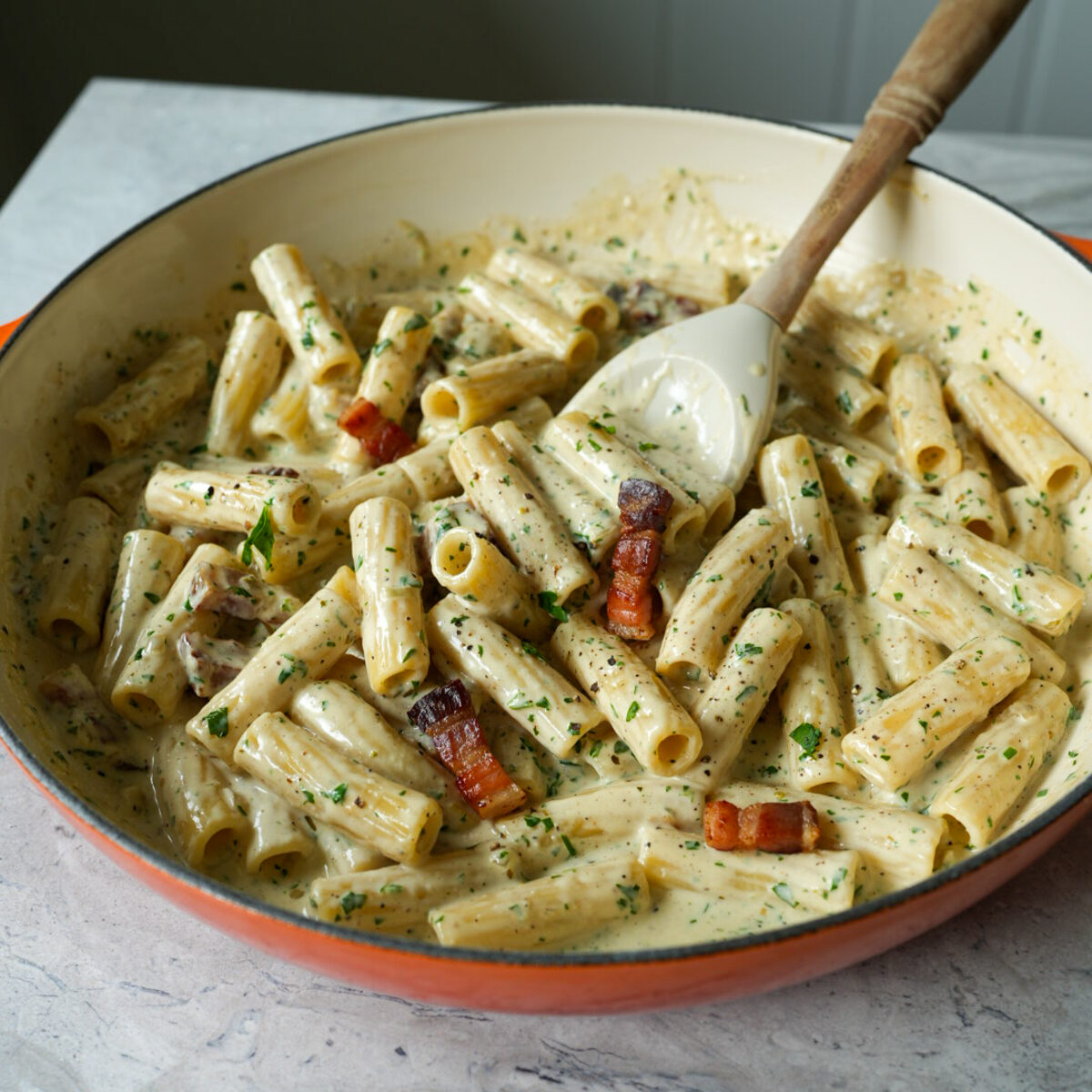 bacon and creamy pasta