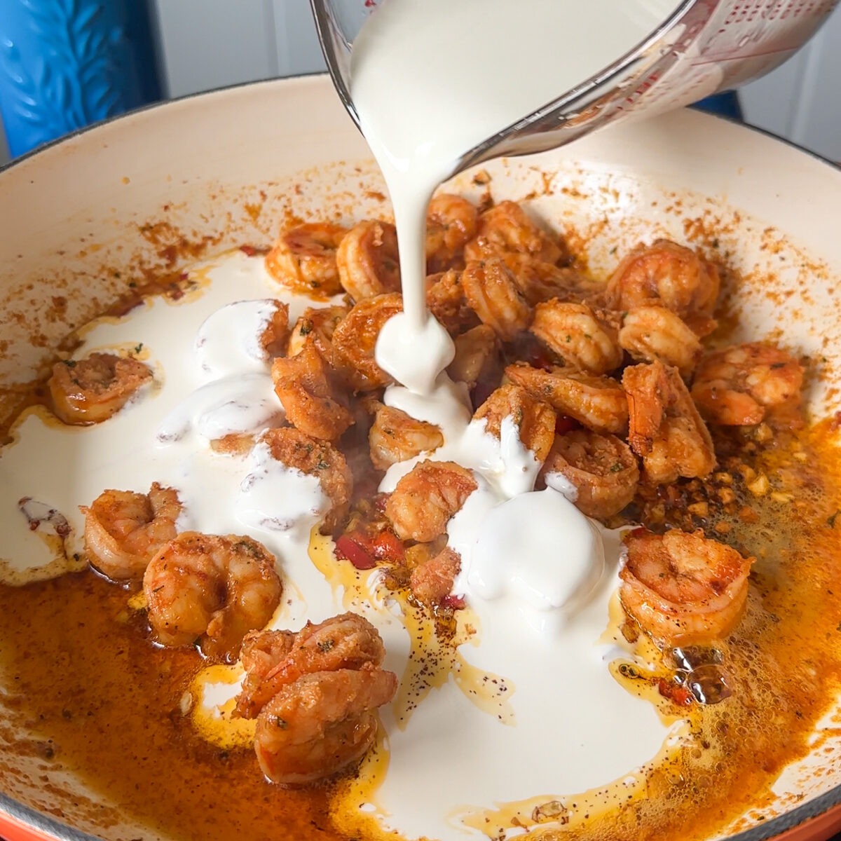 Alfredo pasta with chicken and shrimp