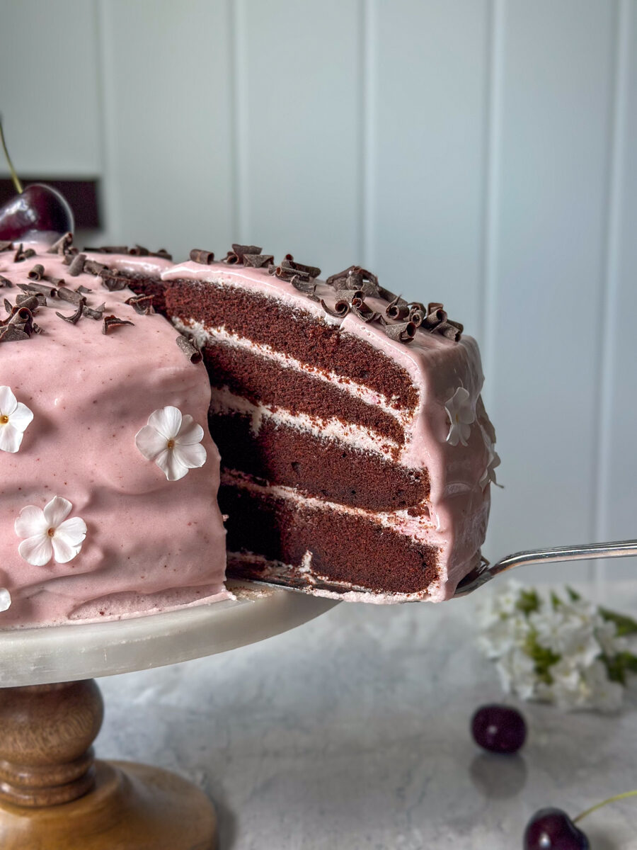 cherry chocolate cake