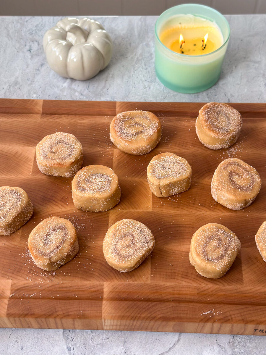 Cinnamon roll cookies