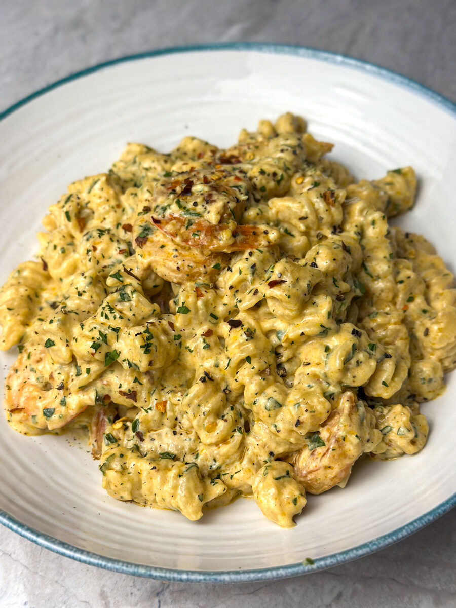 Creamy Garlic Butter Shrimp Pasta