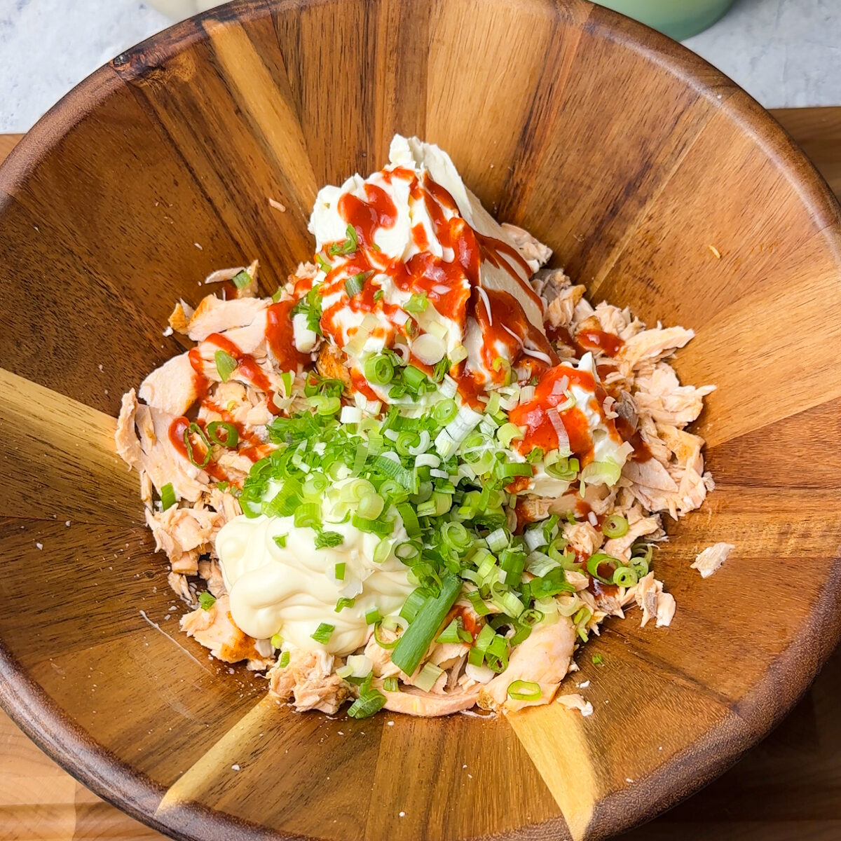 Mash the salmon & add in the rest of the ingredients & mix!!