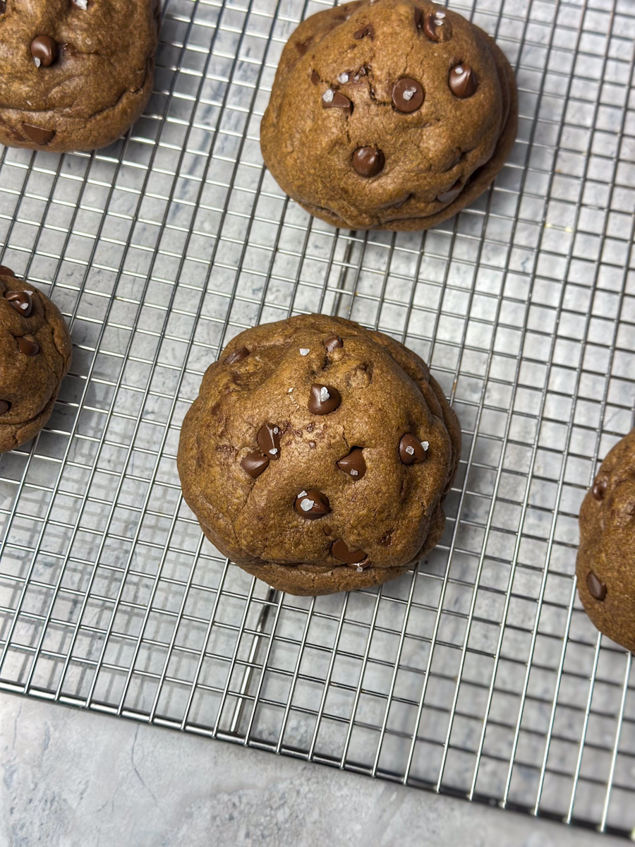 Chocolate cheesecake cookies