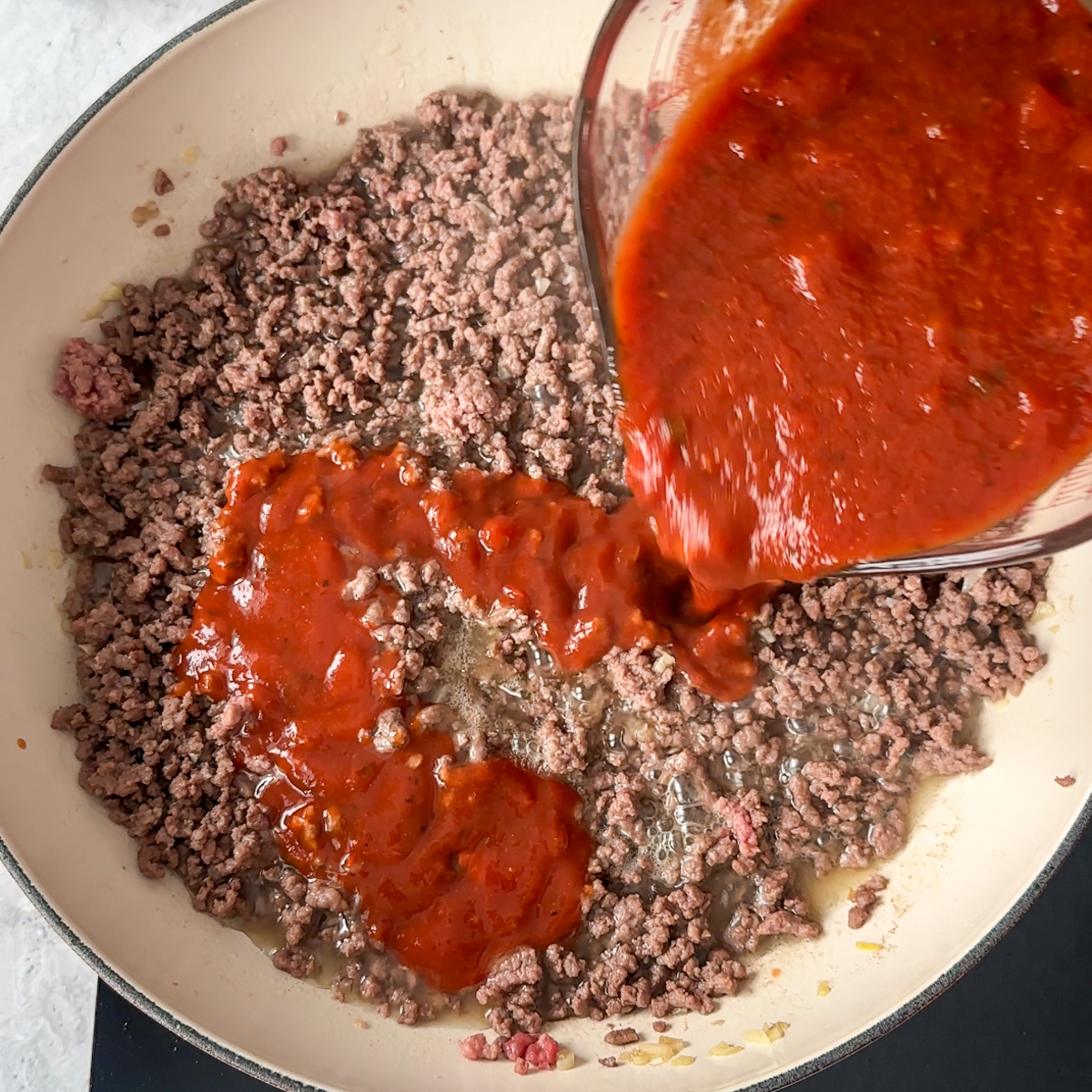 Add in the beef and our sauce mixture!