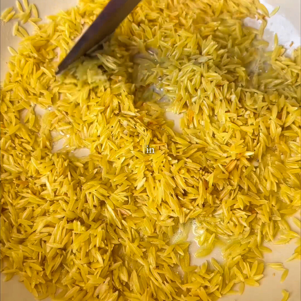 Creamy Garlic Meatball Orzo (Easy One-Pan Dinner) - Maja's Recipes
