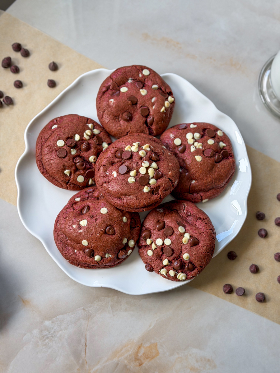 red velvet cookies