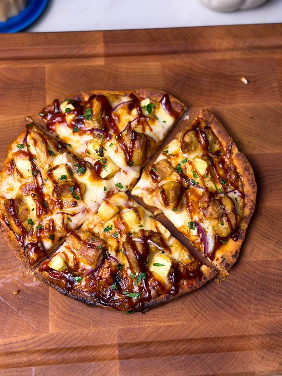 Naan bread pizza