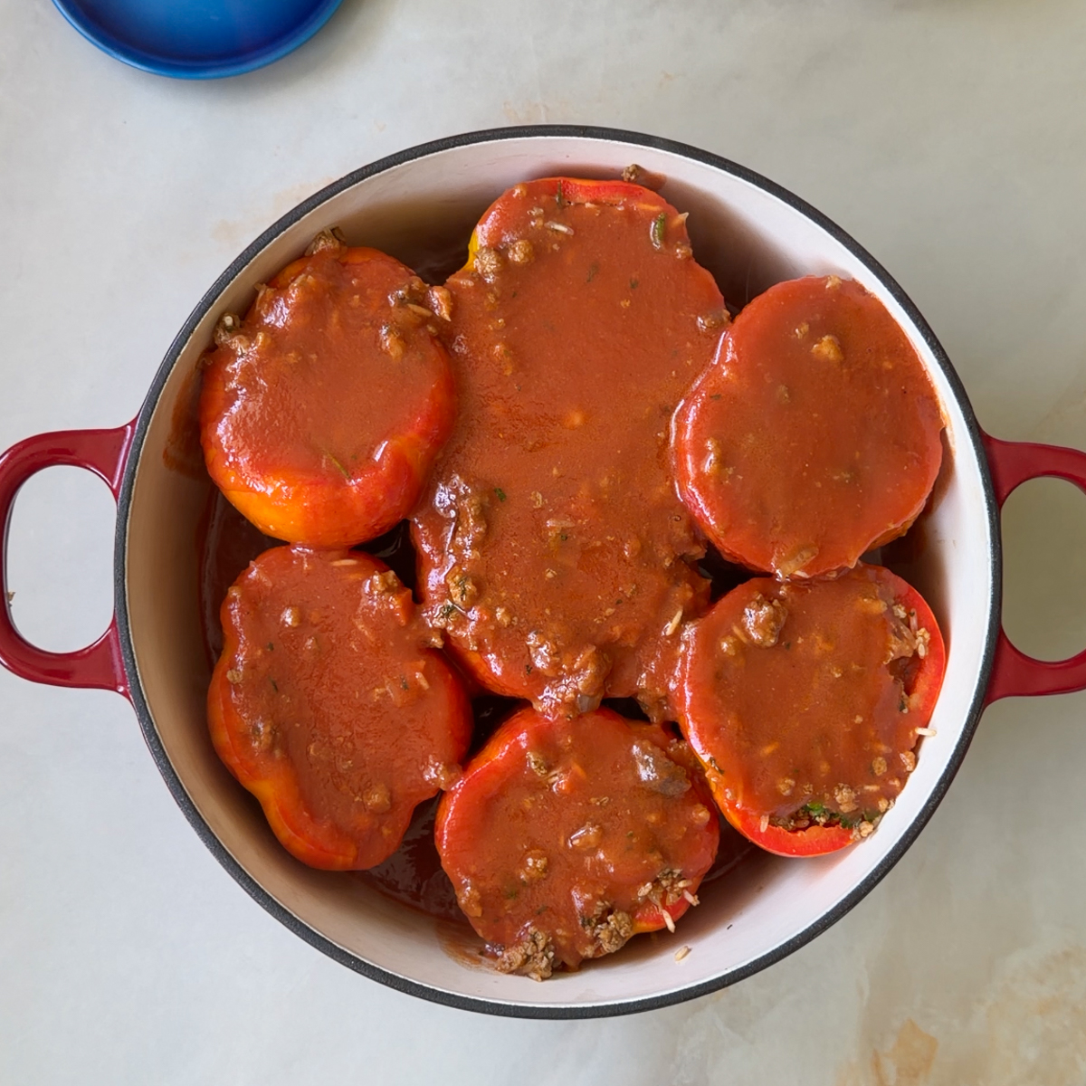 Add the tomato sauce on top!