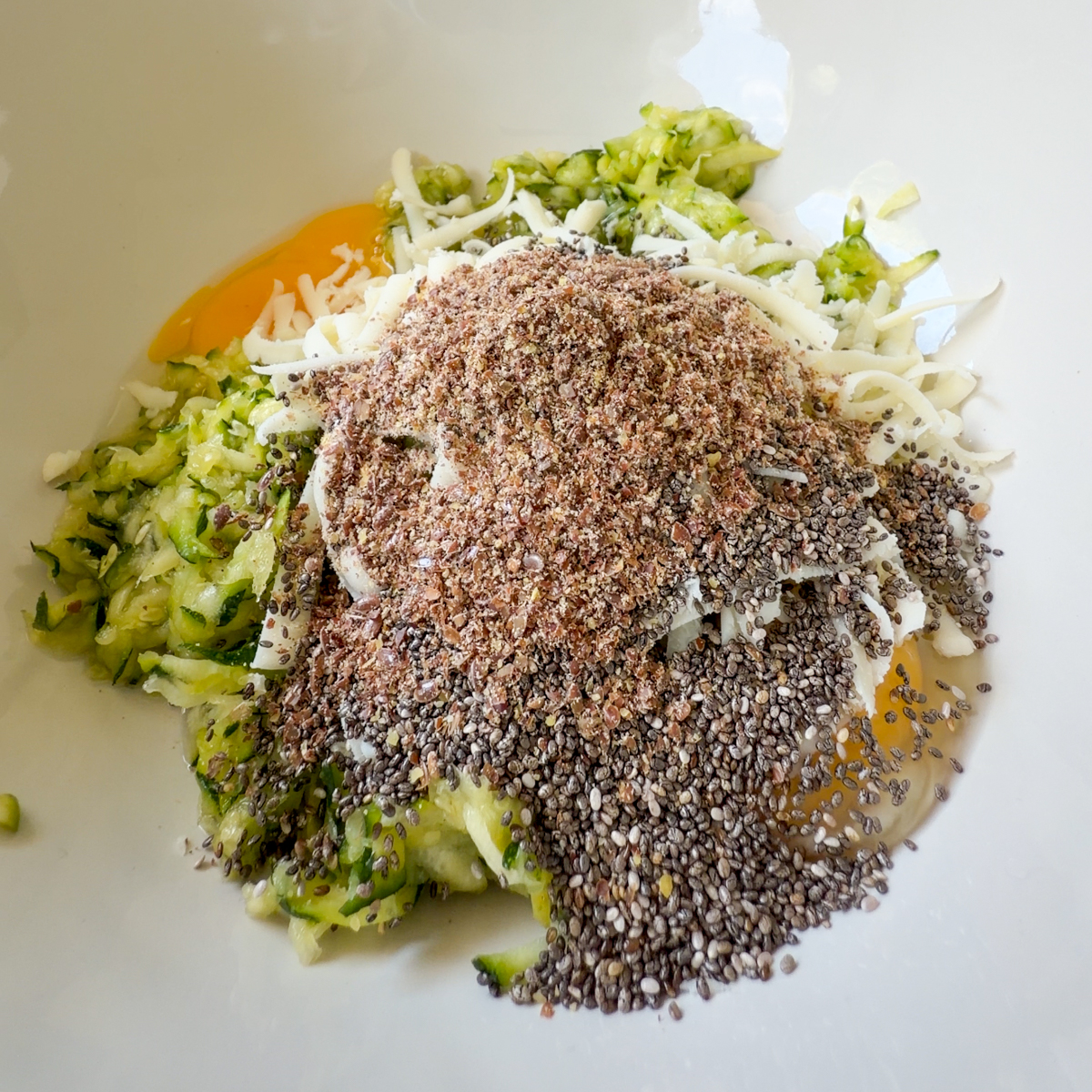 Add all the ingredients to a bowl & mix!