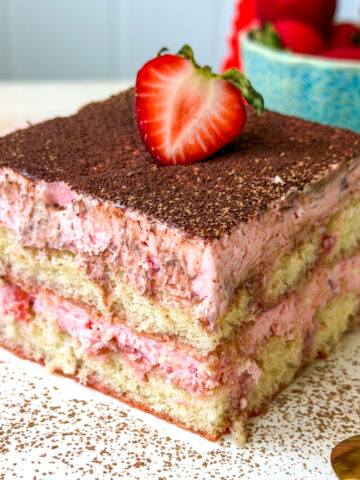 strawberry tiramisu