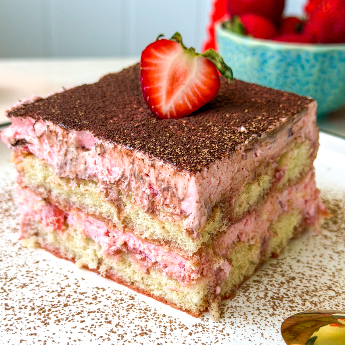 strawberry tiramisu