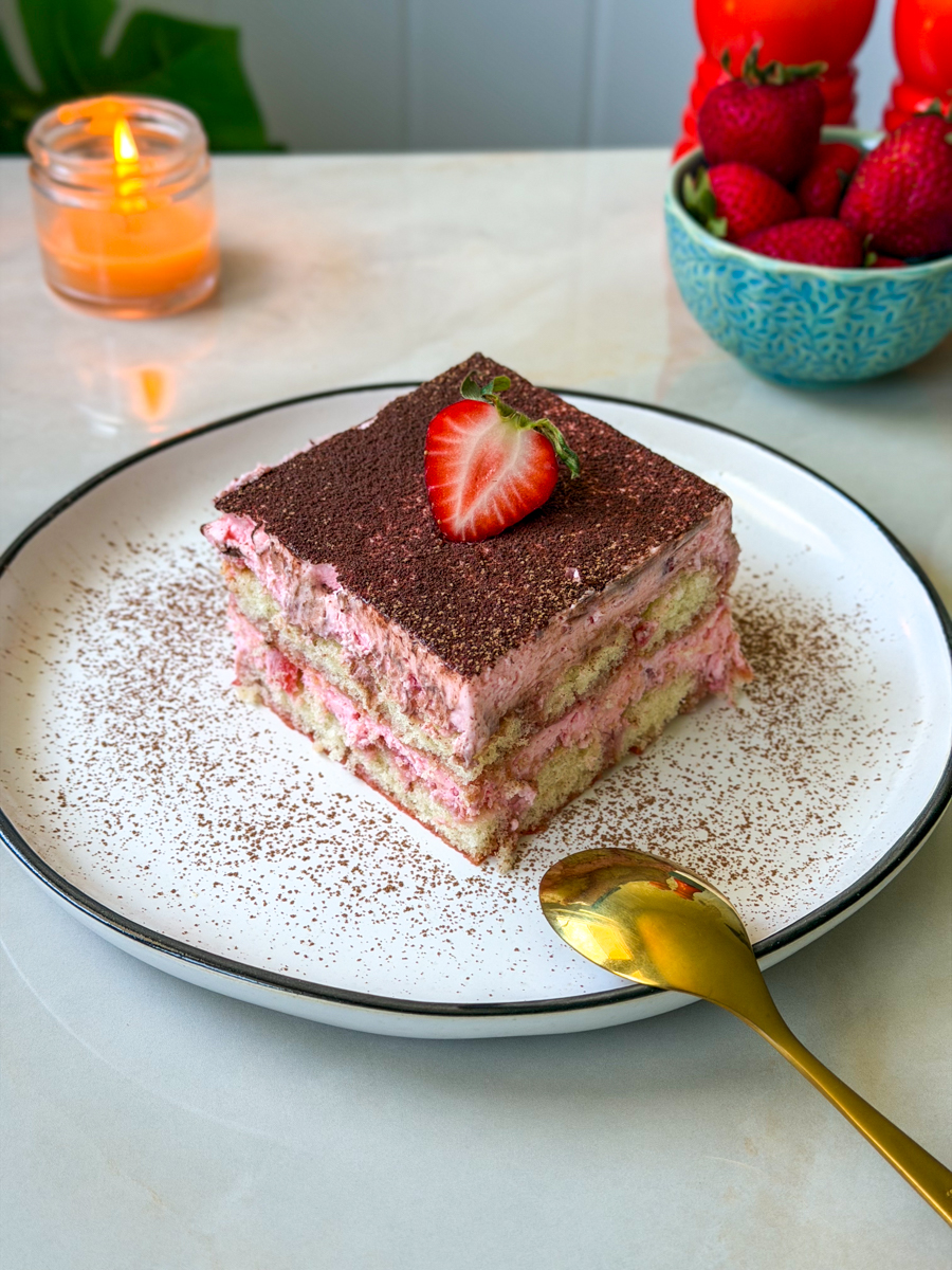 strawberry tiramisu