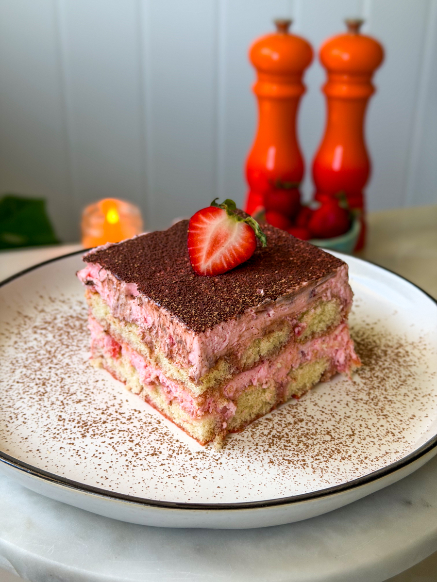 strawberry tiramisu