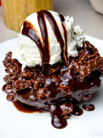 chocolate crunch cake